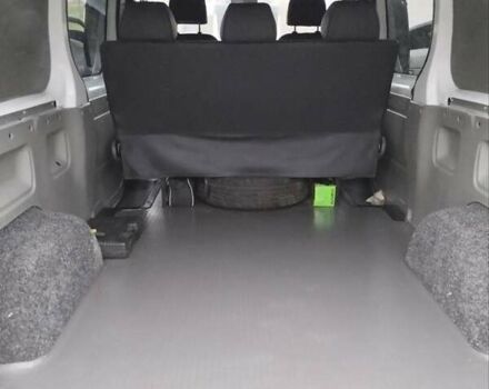 Білий Опель Віваро, об'ємом двигуна 2.5 л та пробігом 355 тис. км за 12000 $, фото 32 на Automoto.ua