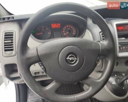 Белый Опель Виваро, объемом двигателя 2.5 л и пробегом 197 тыс. км за 14300 $, фото 16 на Automoto.ua