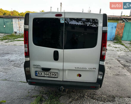 Белый Опель Виваро, объемом двигателя 2 л и пробегом 319 тыс. км за 8300 $, фото 3 на Automoto.ua