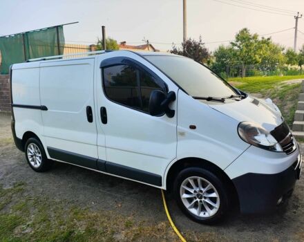 Белый Опель Виваро, объемом двигателя 2 л и пробегом 285 тыс. км за 11700 $, фото 2 на Automoto.ua