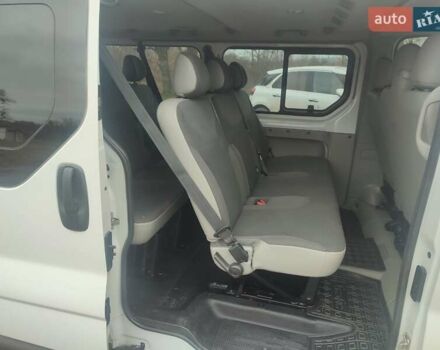 Білий Опель Віваро, об'ємом двигуна 2.5 л та пробігом 197 тис. км за 14600 $, фото 13 на Automoto.ua