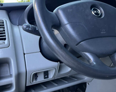 Опель Віваро 2011 у Луцьку на Automoto.ua Білий Опель Віваро, об'ємом двигуна 2 л та пробігом 130 тис. км за 11200 $, фото 9 на Automoto.ua