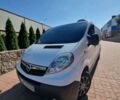 Білий Опель Віваро, об'ємом двигуна 2 л та пробігом 250 тис. км за 11800 $, фото 1 на Automoto.ua
