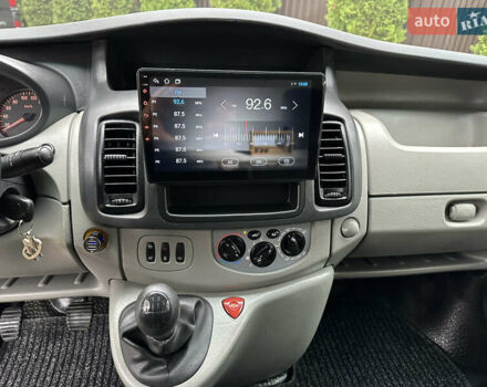 Белый Опель Виваро, объемом двигателя 2 л и пробегом 284 тыс. км за 13500 $, фото 60 на Automoto.ua