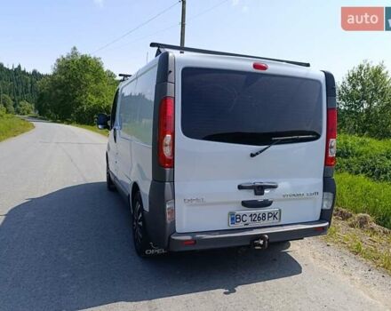 Белый Опель Виваро, объемом двигателя 2 л и пробегом 230 тыс. км за 8300 $, фото 4 на Automoto.ua