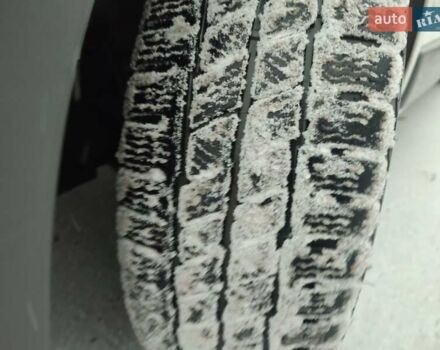 Белый Опель Виваро, объемом двигателя 2.5 л и пробегом 197 тыс. км за 14300 $, фото 1 на Automoto.ua