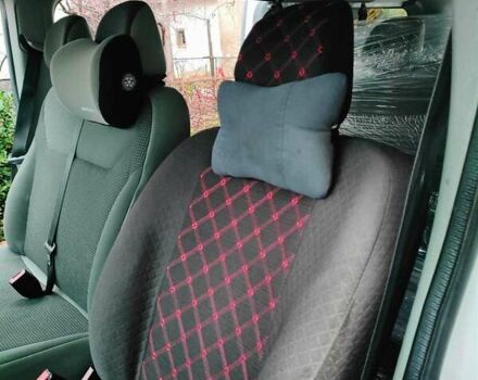 Белый Опель Виваро, объемом двигателя 2.5 л и пробегом 670 тыс. км за 13000 $, фото 6 на Automoto.ua