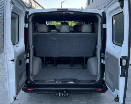 Опель Віваро 2011 у Луцьку на Automoto.ua Білий Опель Віваро, об'ємом двигуна 2 л та пробігом 130 тис. км за 11200 $, фото 14 на Automoto.ua