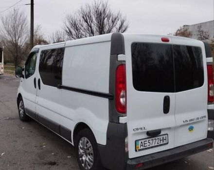 Білий Опель Віваро, об'ємом двигуна 2.5 л та пробігом 355 тис. км за 12000 $, фото 7 на Automoto.ua