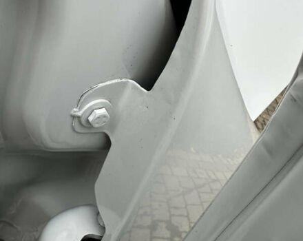 Белый Опель Виваро, объемом двигателя 2 л и пробегом 284 тыс. км за 13500 $, фото 101 на Automoto.ua