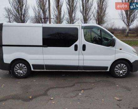 Білий Опель Віваро, об'ємом двигуна 2.5 л та пробігом 355 тис. км за 12000 $, фото 9 на Automoto.ua