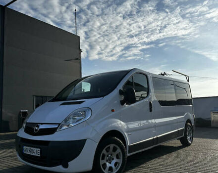 Белый Опель Виваро, объемом двигателя 2 л и пробегом 440 тыс. км за 11299 $, фото 1 на Automoto.ua