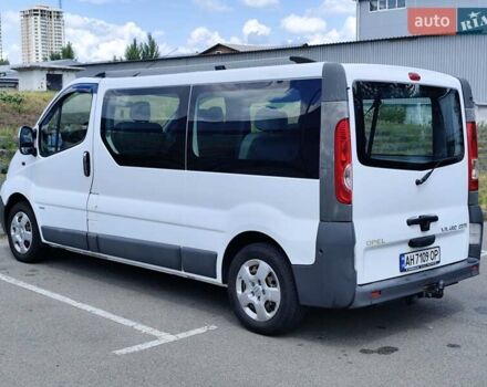 Белый Опель Виваро, объемом двигателя 2 л и пробегом 228 тыс. км за 14500 $, фото 7 на Automoto.ua
