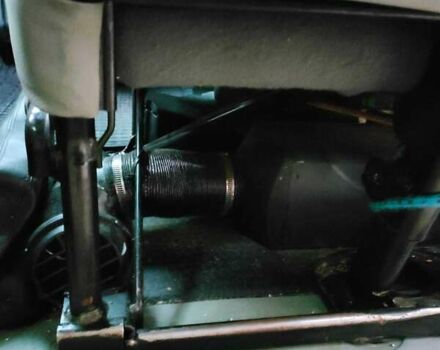 Белый Опель Виваро, объемом двигателя 2.5 л и пробегом 670 тыс. км за 13000 $, фото 4 на Automoto.ua