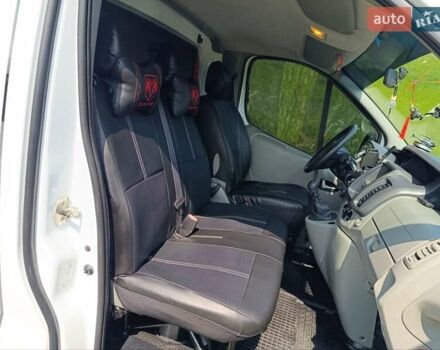 Белый Опель Виваро, объемом двигателя 2 л и пробегом 230 тыс. км за 8300 $, фото 1 на Automoto.ua