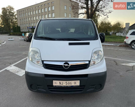Белый Опель Виваро, объемом двигателя 2 л и пробегом 202 тыс. км за 12300 $, фото 10 на Automoto.ua