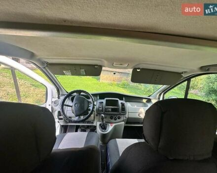 Білий Опель Віваро, об'ємом двигуна 2 л та пробігом 160 тис. км за 12350 $, фото 17 на Automoto.ua