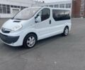 Белый Опель Виваро, объемом двигателя 2.5 л и пробегом 274 тыс. км за 8000 $, фото 3 на Automoto.ua