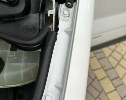 Белый Опель Виваро, объемом двигателя 2 л и пробегом 284 тыс. км за 13500 $, фото 96 на Automoto.ua