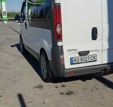 Білий Опель Віваро, об'ємом двигуна 2 л та пробігом 160 тис. км за 12350 $, фото 6 на Automoto.ua