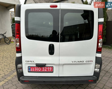 Белый Опель Виваро, объемом двигателя 2 л и пробегом 284 тыс. км за 13500 $, фото 6 на Automoto.ua
