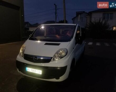 Белый Опель Виваро, объемом двигателя 2 л и пробегом 220 тыс. км за 12200 $, фото 8 на Automoto.ua