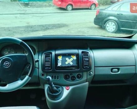 Білий Опель Віваро, об'ємом двигуна 2 л та пробігом 320 тис. км за 10200 $, фото 15 на Automoto.ua