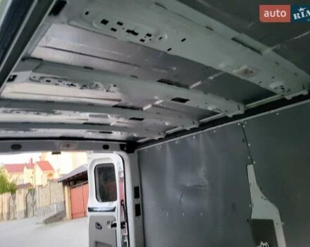 Білий Опель Віваро, об'ємом двигуна 2 л та пробігом 242 тис. км за 9888 $, фото 87 на Automoto.ua