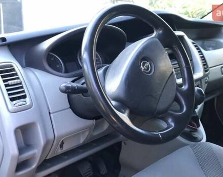 Білий Опель Віваро, об'ємом двигуна 2 л та пробігом 317 тис. км за 7800 $, фото 10 на Automoto.ua