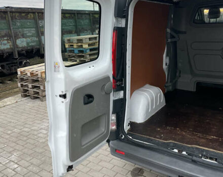 Білий Опель Віваро, об'ємом двигуна 2 л та пробігом 259 тис. км за 14899 $, фото 34 на Automoto.ua