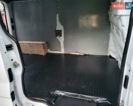 Білий Опель Віваро, об'ємом двигуна 2 л та пробігом 242 тис. км за 9888 $, фото 83 на Automoto.ua