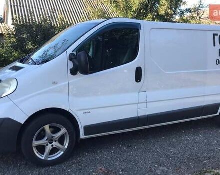 Білий Опель Віваро, об'ємом двигуна 2 л та пробігом 317 тис. км за 7800 $, фото 12 на Automoto.ua