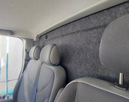 Белый Опель Виваро, объемом двигателя 2 л и пробегом 150 тыс. км за 12450 $, фото 17 на Automoto.ua