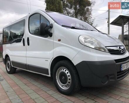 Білий Опель Віваро, об'ємом двигуна 2 л та пробігом 264 тис. км за 14600 $, фото 30 на Automoto.ua