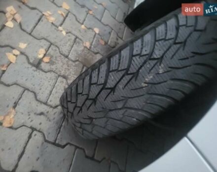 Белый Опель Виваро, объемом двигателя 2 л и пробегом 265 тыс. км за 13300 $, фото 102 на Automoto.ua