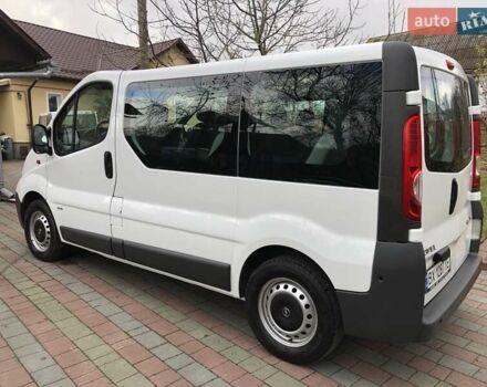 Білий Опель Віваро, об'ємом двигуна 2 л та пробігом 264 тис. км за 14600 $, фото 22 на Automoto.ua