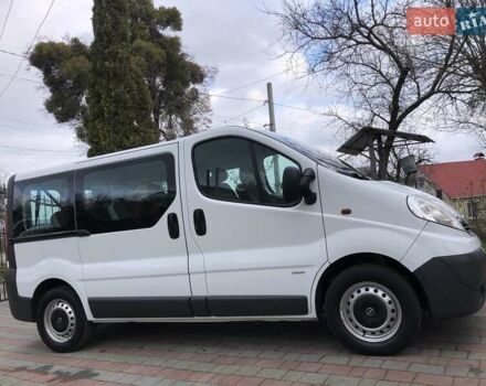 Білий Опель Віваро, об'ємом двигуна 2 л та пробігом 264 тис. км за 14600 $, фото 31 на Automoto.ua