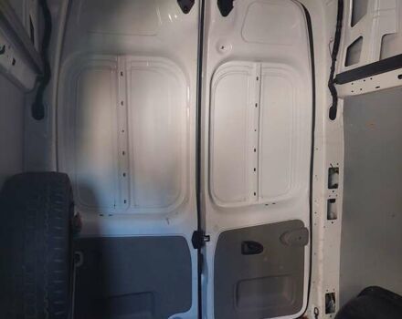 Белый Опель Виваро, объемом двигателя 2 л и пробегом 150 тыс. км за 12450 $, фото 31 на Automoto.ua