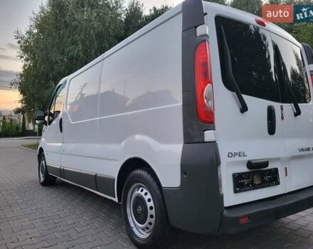 Білий Опель Віваро, об'ємом двигуна 2 л та пробігом 242 тис. км за 9888 $, фото 34 на Automoto.ua