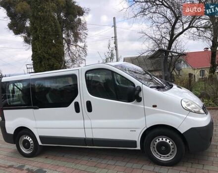 Білий Опель Віваро, об'ємом двигуна 2 л та пробігом 264 тис. км за 14600 $, фото 32 на Automoto.ua