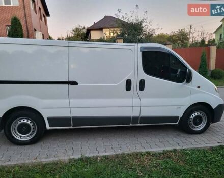 Білий Опель Віваро, об'ємом двигуна 2 л та пробігом 242 тис. км за 9888 $, фото 40 на Automoto.ua