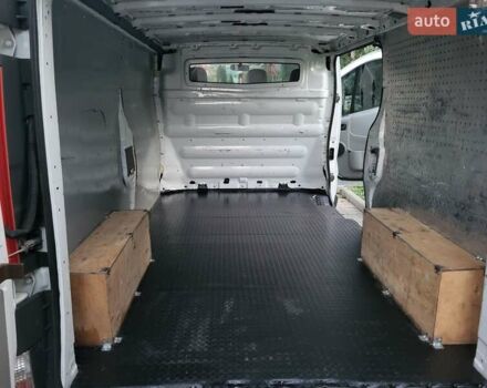 Білий Опель Віваро, об'ємом двигуна 2 л та пробігом 242 тис. км за 9888 $, фото 92 на Automoto.ua