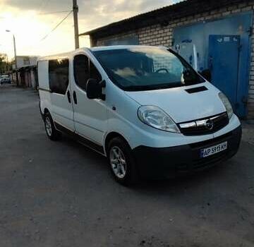 Белый Опель Виваро, объемом двигателя 2 л и пробегом 230 тыс. км за 7300 $, фото 2 на Automoto.ua