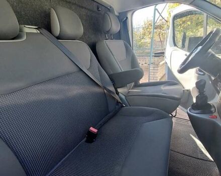 Белый Опель Виваро, объемом двигателя 2 л и пробегом 150 тыс. км за 12450 $, фото 16 на Automoto.ua