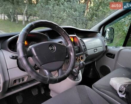 Білий Опель Віваро, об'ємом двигуна 2 л та пробігом 242 тис. км за 9888 $, фото 100 на Automoto.ua