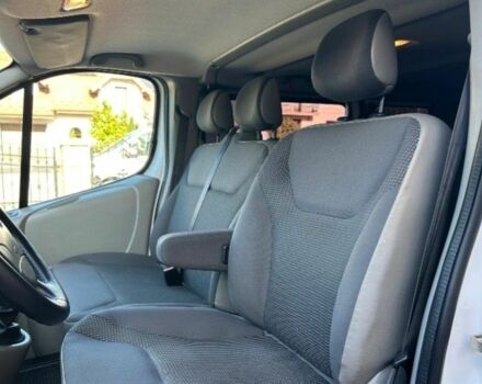 Белый Опель Виваро, объемом двигателя 2 л и пробегом 210 тыс. км за 8500 $, фото 14 на Automoto.ua