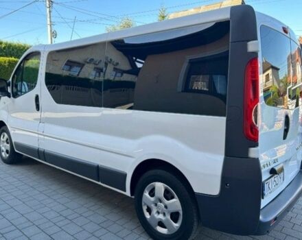 Белый Опель Виваро, объемом двигателя 2 л и пробегом 210 тыс. км за 8500 $, фото 3 на Automoto.ua