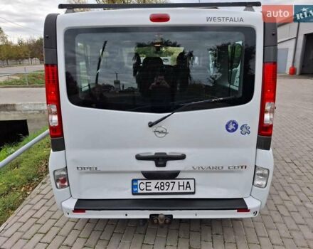 Белый Опель Виваро, объемом двигателя 2 л и пробегом 209 тыс. км за 15300 $, фото 3 на Automoto.ua