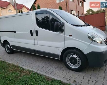 Білий Опель Віваро, об'ємом двигуна 2 л та пробігом 242 тис. км за 9888 $, фото 49 на Automoto.ua
