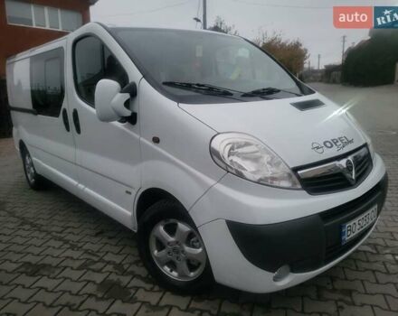 Белый Опель Виваро, объемом двигателя 2 л и пробегом 265 тыс. км за 13300 $, фото 13 на Automoto.ua